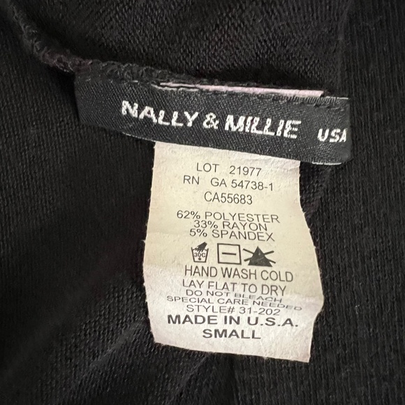 Flared, knit, comfy skirt, knee length by Nallie & Millie - Picture 3 of 3